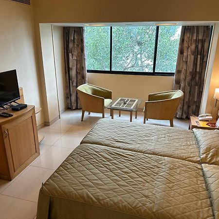 Hotel Ashirwad Pune Extérieur photo