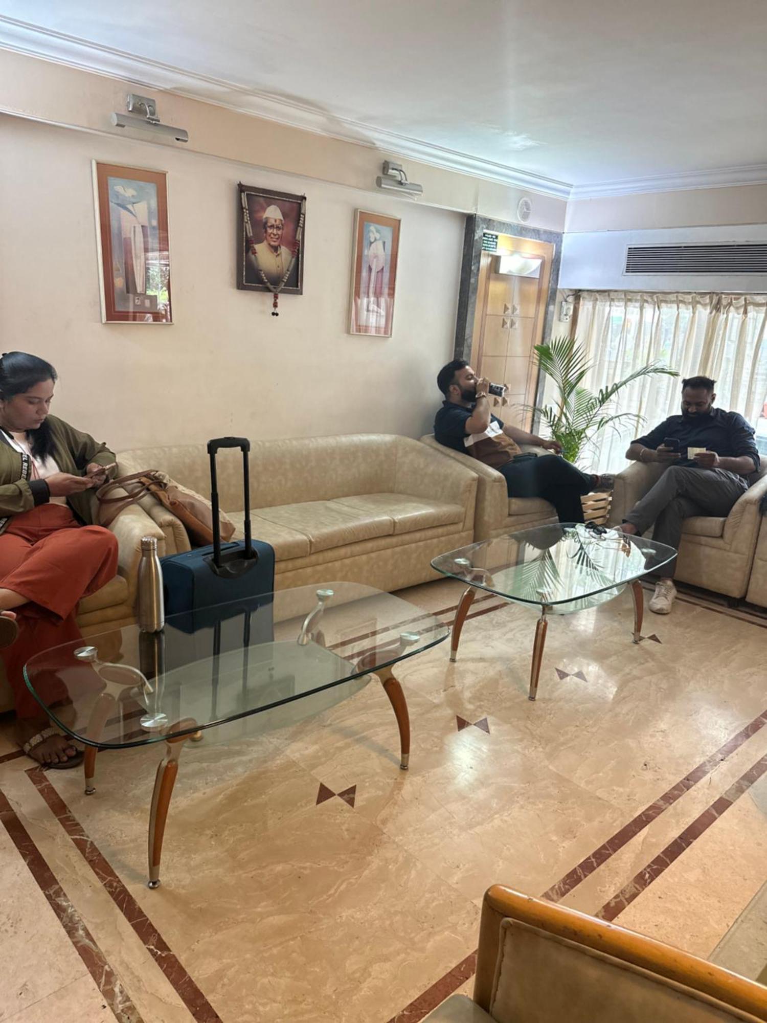 Hotel Ashirwad Pune Extérieur photo