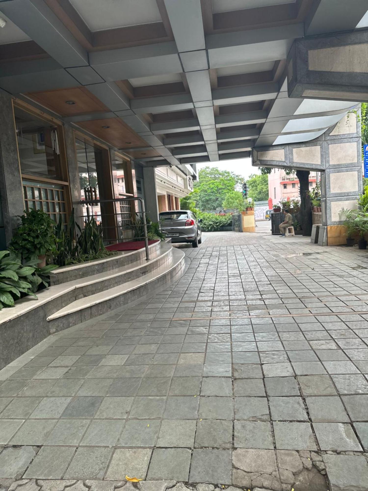 Hotel Ashirwad Pune Extérieur photo
