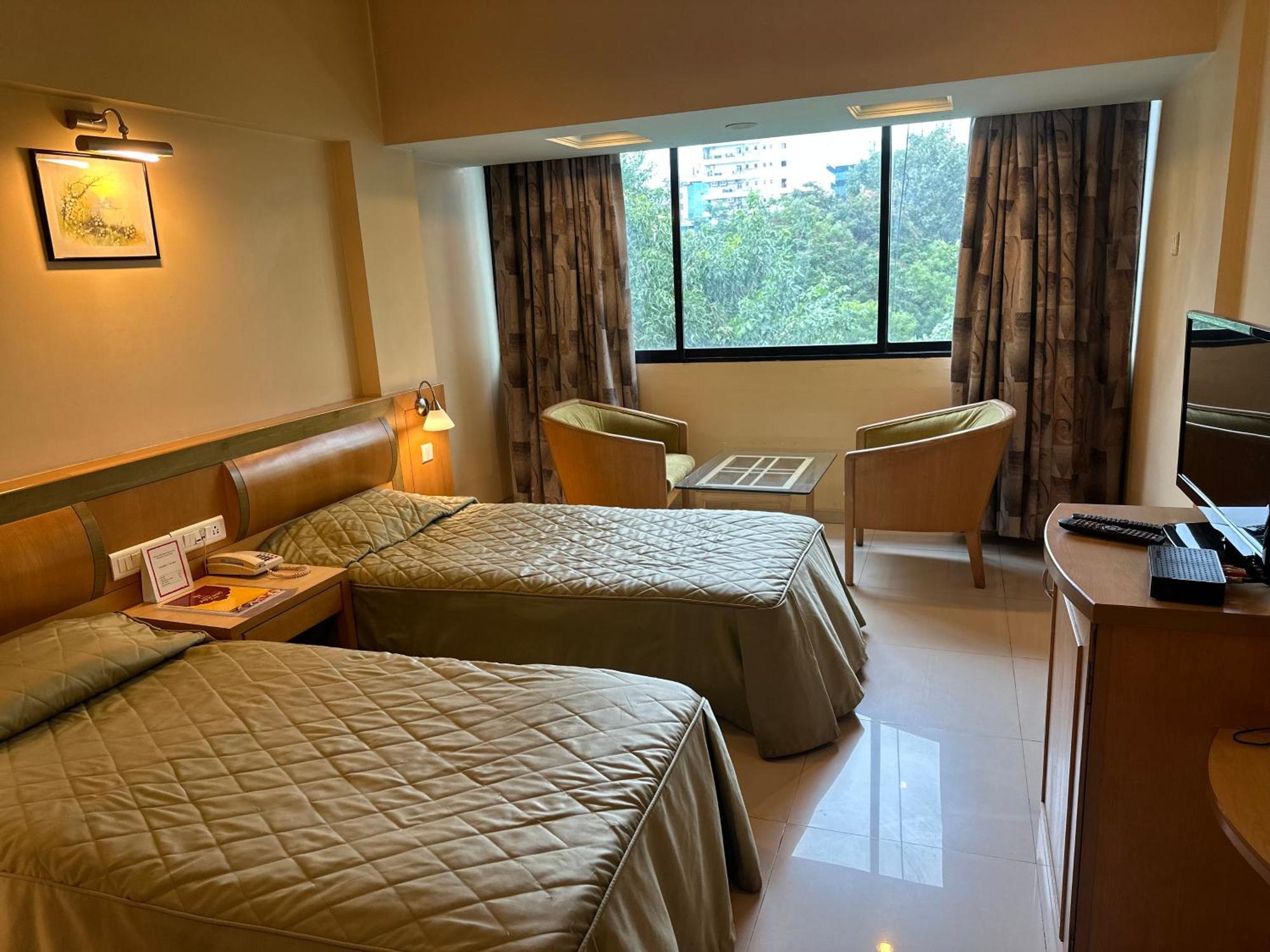 Hotel Ashirwad Pune Extérieur photo