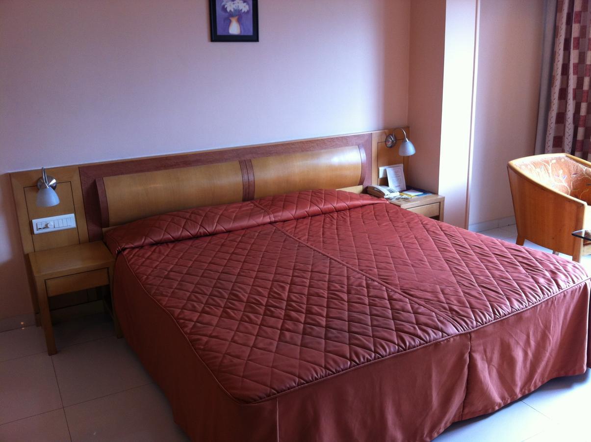Hotel Ashirwad Pune Extérieur photo